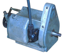 VINTAGE PRE WAR 1938 LUCAS MO1'1 MAGNETO MAGDYNO GOOD SPARK ARIEL AJS NORTON