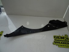 Yamaha YZF R6 5EB 1999-2002 Plastic Left Fairing Infill 5eb-2836k