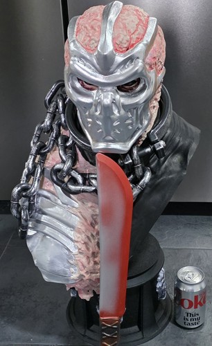Life size jason x - life,