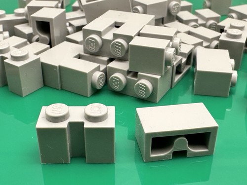 Lego brick with groove - 1,