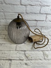 Retro Style Prismatic Ribbed
