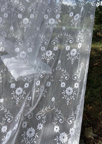 Laura ashley flora sprig - ashley,