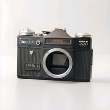 Zenit E Moskva 80 35mm SLR