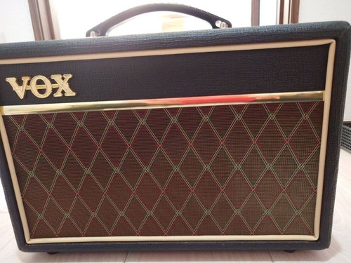 Vox guitar amplifier - vox,