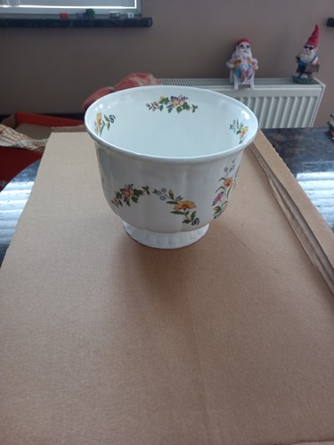 Vintage aynsley cottage - vintage,