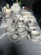 Vintage china  28 piece set Alfred Meakin REALM ROSE tea and dinner service