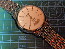 MEN'S OMAX CRYSTAL WATCH