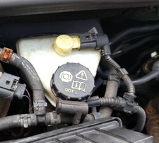 2013 VOLKSWAGEN AMAROK 2.0L DIESEL BRAKE SERVO AND MASTER CYLINDER 2H2 612 101 C