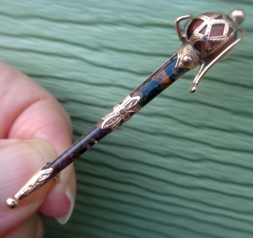 Scottish gold agate brooch - agate,