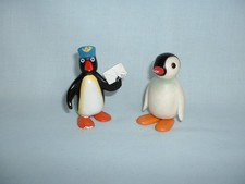 PINGU PAPA POSTMAN & BABY PINGA PENGUIN Plastic Vinyl Figures Toys (& FRIENDS)