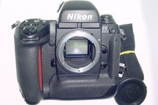 Nikon F5 35mm Film SLR Auto &