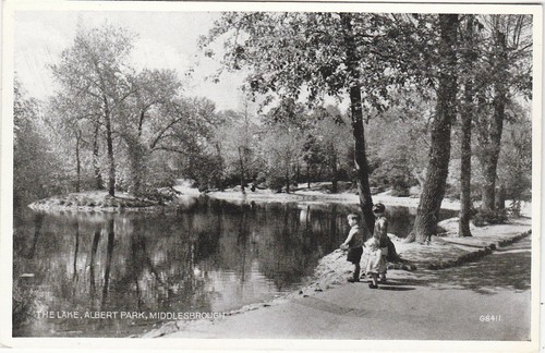 The lake albert park - albert,