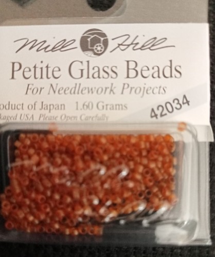 Mill hill petite glass beads - petite,