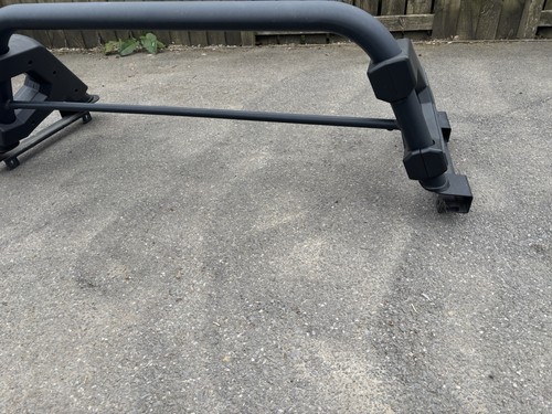 Toyota hilux rear roll - toyota,