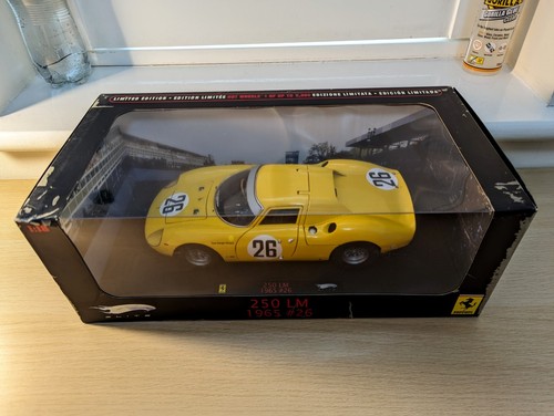Hot wheels elite ferrari - hot,