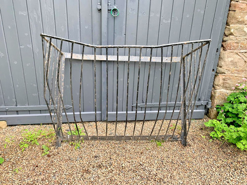 Large metal iron - large,