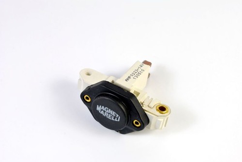Alternator voltage regulator