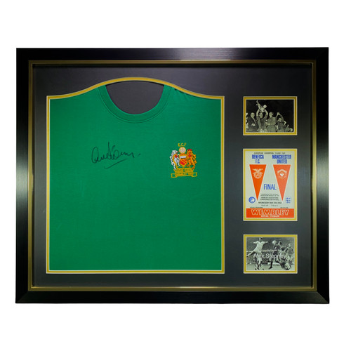 Alex stepney signed 1968 - stepney,