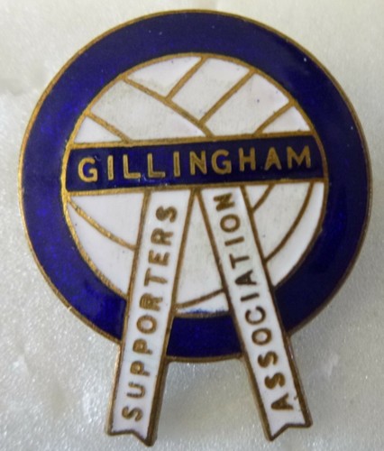 Gillingham football enamepin - gillingham,