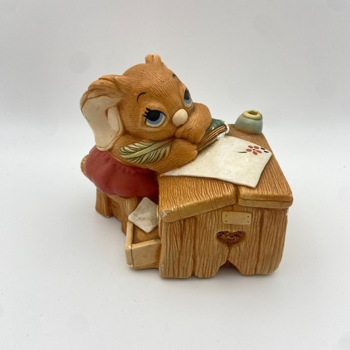 Vintage pendelfin rabbit - pendelfin,