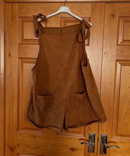 Ladies tan corduroy short - tan,