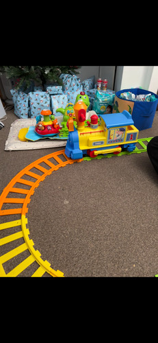Tomy train sit and track - on,
