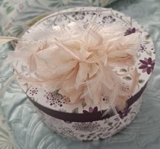 Stunning Dusky Pink Facinator - Weddings, Formal or Race Days - New Without Tags