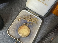 Preloved Vintage Gold Toned