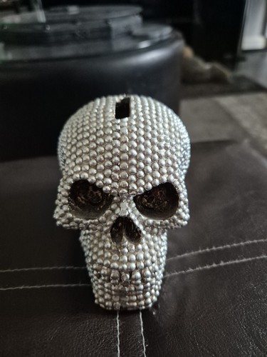 Embossed silver coloured - silver,