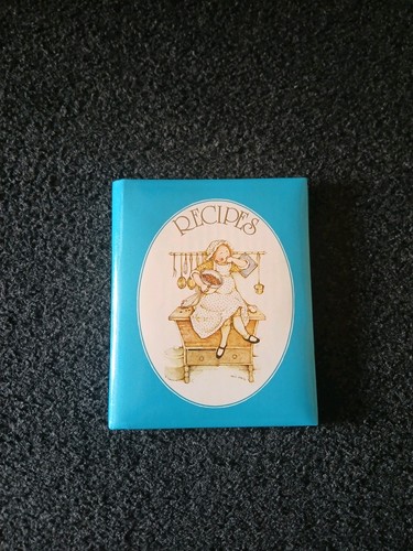 1970 holly hobbie - holly,