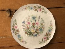 Aynsley vintage 'Wild Tudor' 10.25" dinner plate