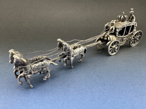 Royal horse drawn - royal, carriage