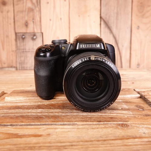 Used fujifilm finepix - used, s8500
