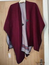 NWT Wine/Grey Reversible Cape