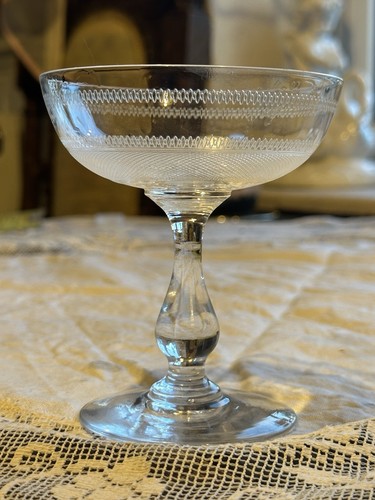 Antigue baccarat crystal - baccarat, coupe