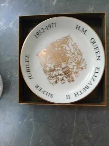 Royal worcester silver jubilee - worcester,