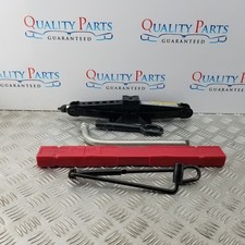 AUDI A3 CAR JACK TOOL KIT 8V 2013  8V0011031