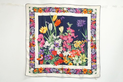 Gucci large scarf - gucci, flower