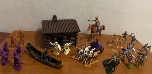 70s plastic soldiers