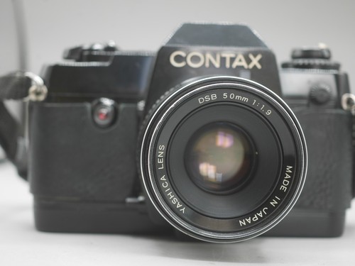 Contax 137 quartz camera - md,