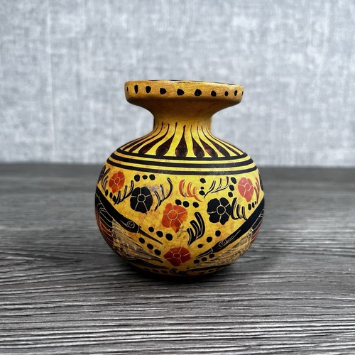 Greek corinthian style pottery - corinthian,
