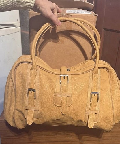 Estée lauder mustard leather - lauder,