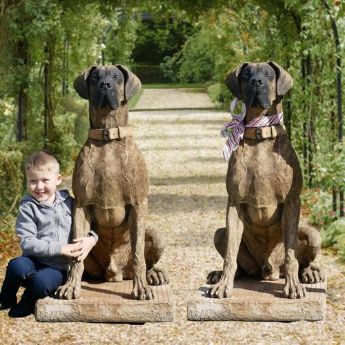 Pair life size - of, life-size