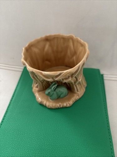 Sylvac pottery beige vase with - vase,