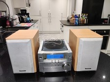 Panasonic SA-PM03  Stereo HiFi  FM/AM, Radio, CD Player With Speakers read desc