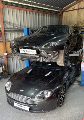 Aston martin vantage sp10 v8 - sp10, s