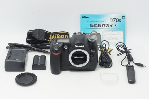 Nikon d70s 1mp digital - d70s, 6.1mp