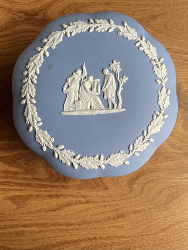 Wedgewood jasperware blue - wedgewood,