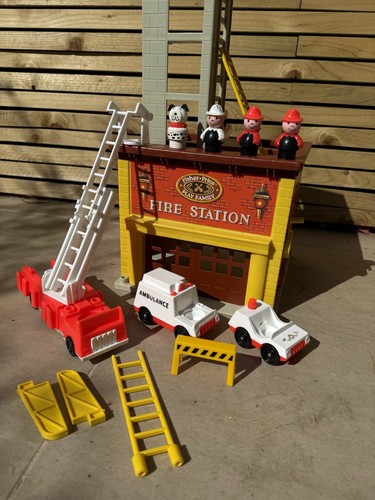 Vintage fisher price play fire - play,