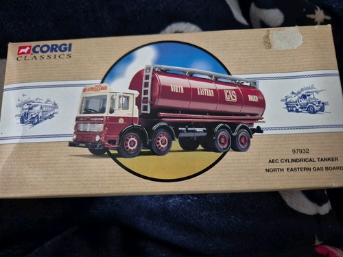Corgi 97932 aec cylindrical - corgi,